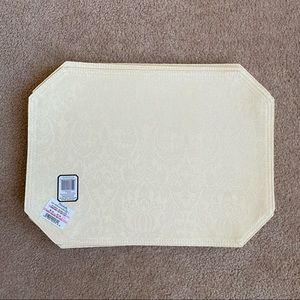 NWT Set of 12 Light Yellow Metallic Floral Patterned Fabric Placemats